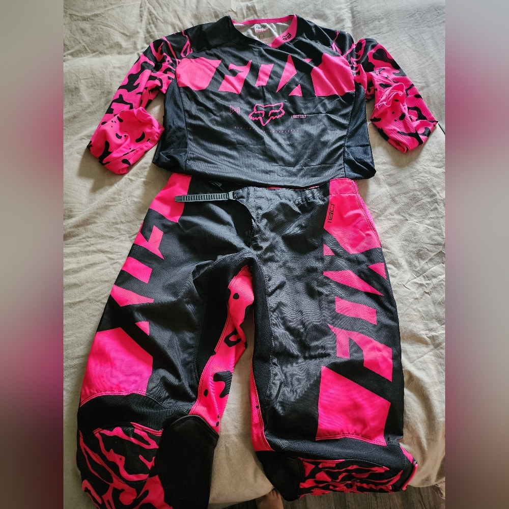 Womens Fox Racing Dirtbike Pants(11-12) and Shirt(L)